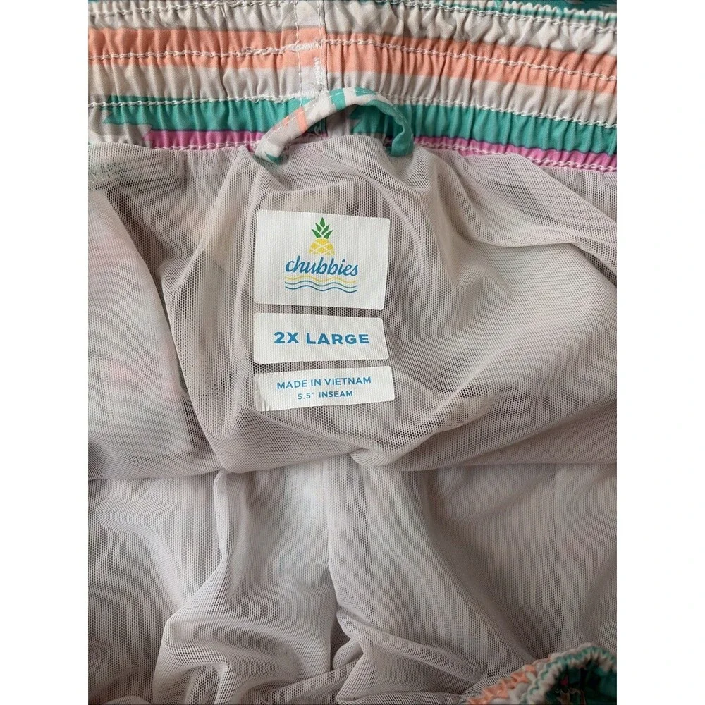 Chubbies The En Fuegos 5.5” Inseam Stretch (Zipper Pocket) Trunks Men's 2XL